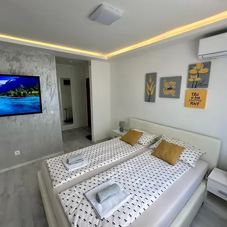 Greylux Heart Of Oldtown * Saraievo