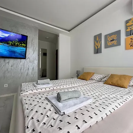 Greylux Heart Of Oldtown Saraievo