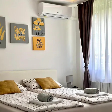 Greylux Heart Of Oldtown Apartman