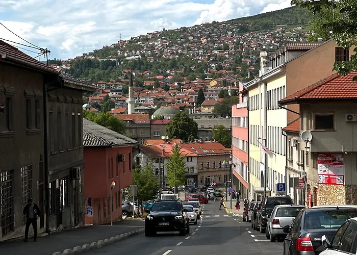 Greylux Heart Of Oldtown